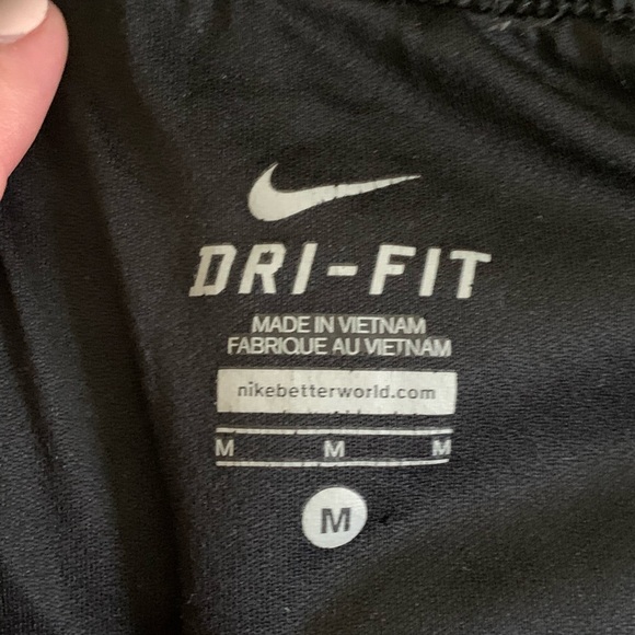 Nike Running Shorts - Picture 3 of 3